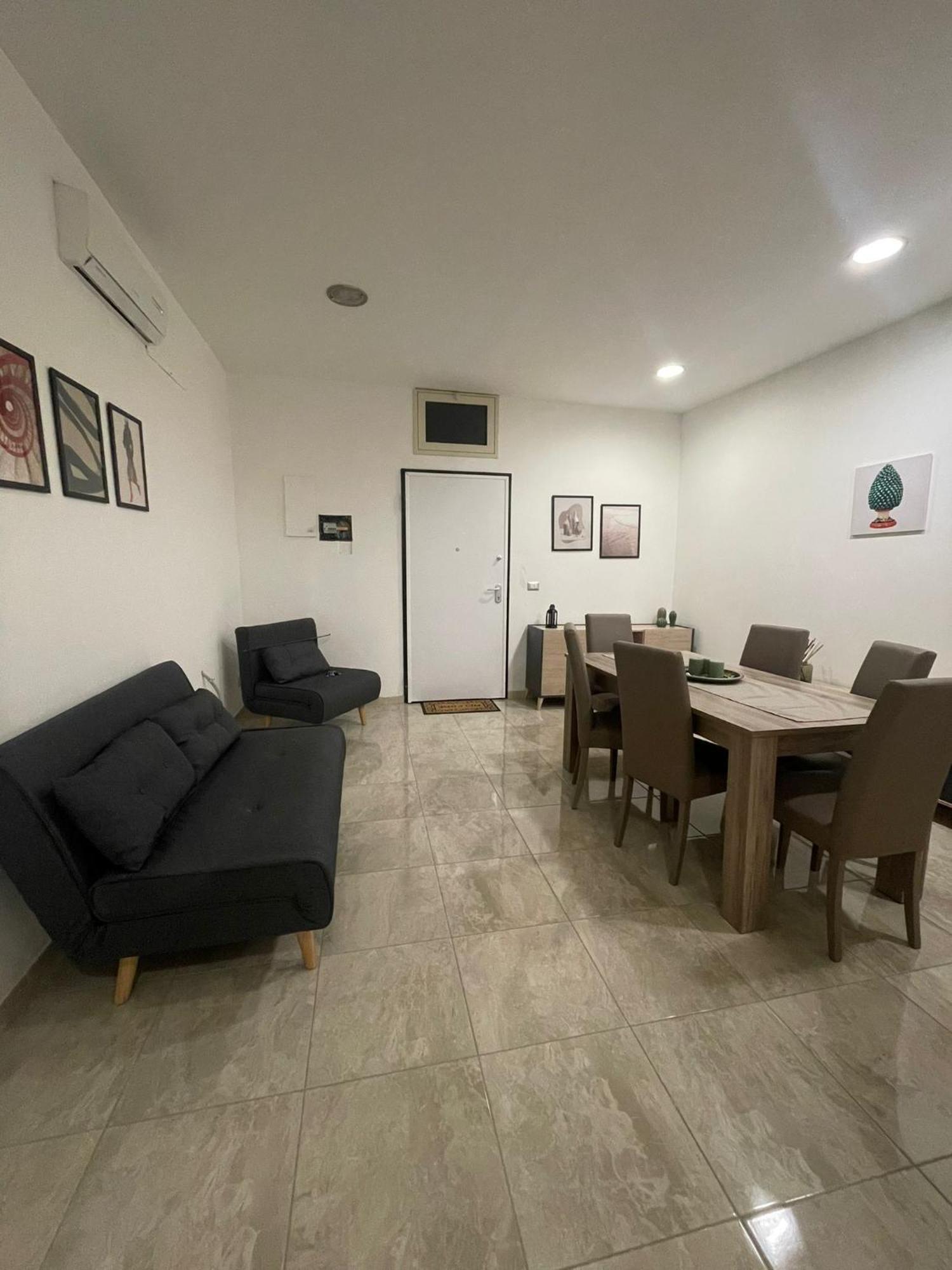 71 Apartment Катанія Екстер'єр фото