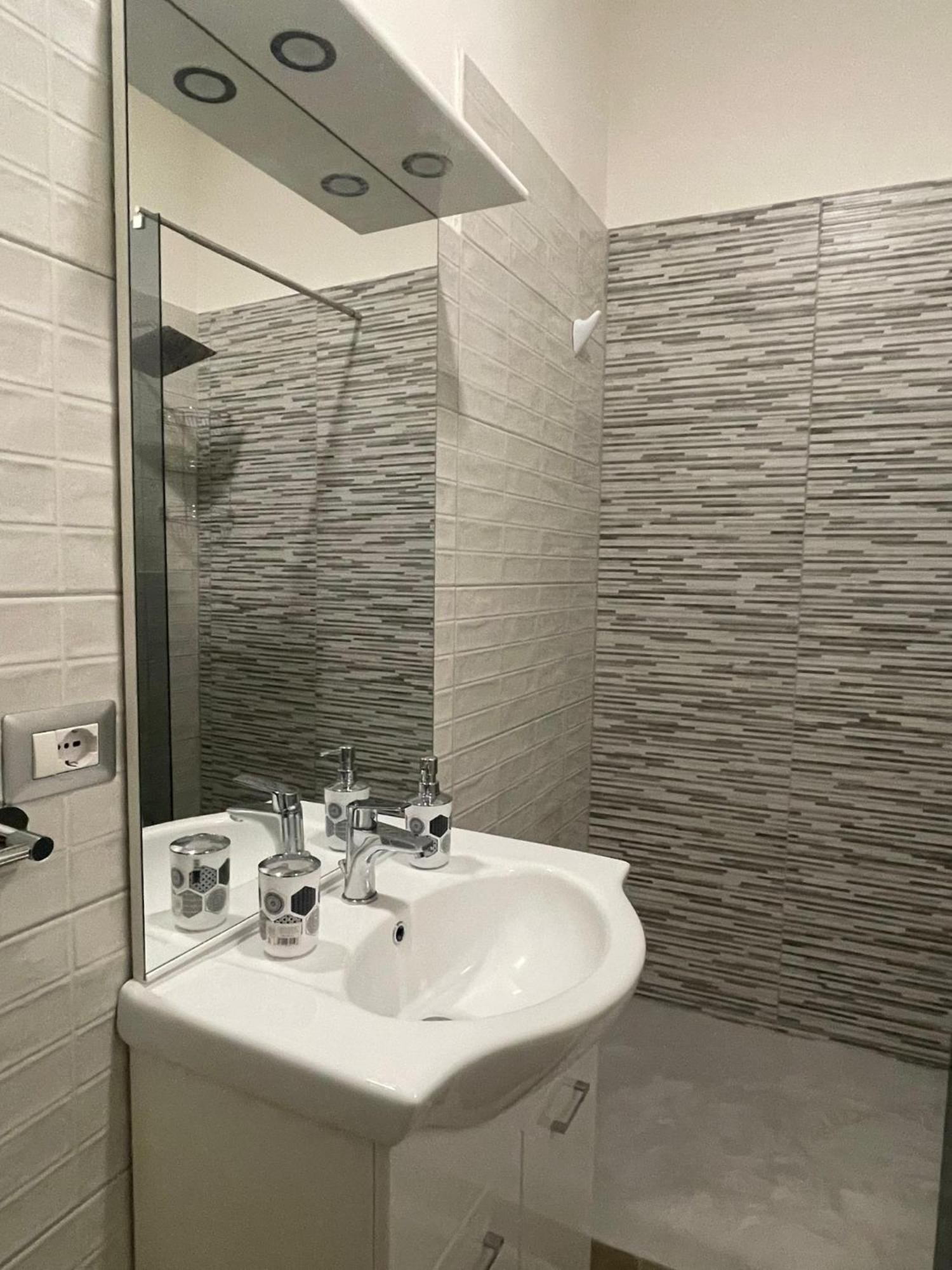 71 Apartment Катанія Екстер'єр фото