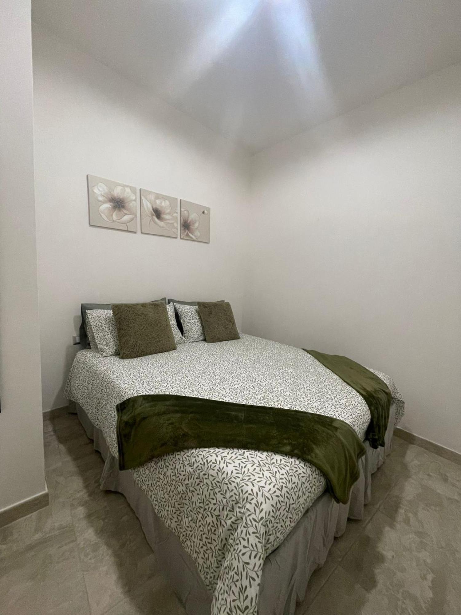 71 Apartment Катанія Екстер'єр фото